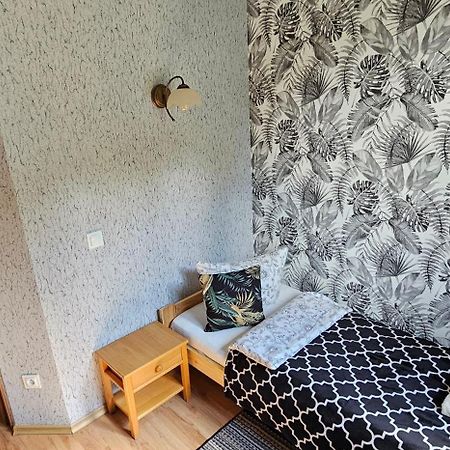 Uroczysko Bed and Breakfast Jastrowie Exteriör bild