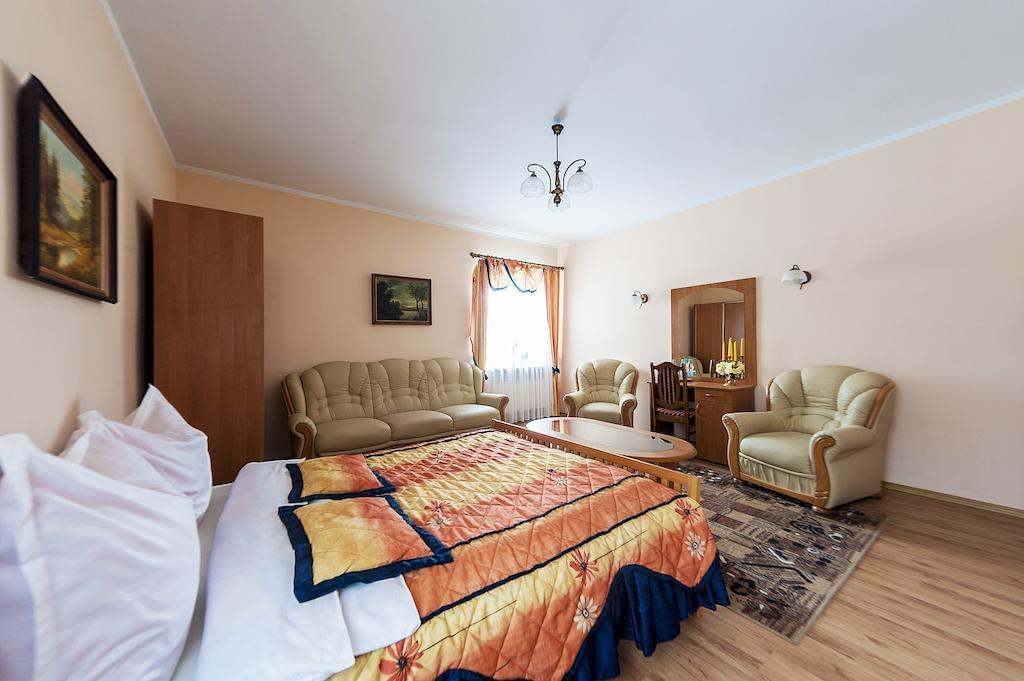 Uroczysko Bed and Breakfast Jastrowie Rum bild