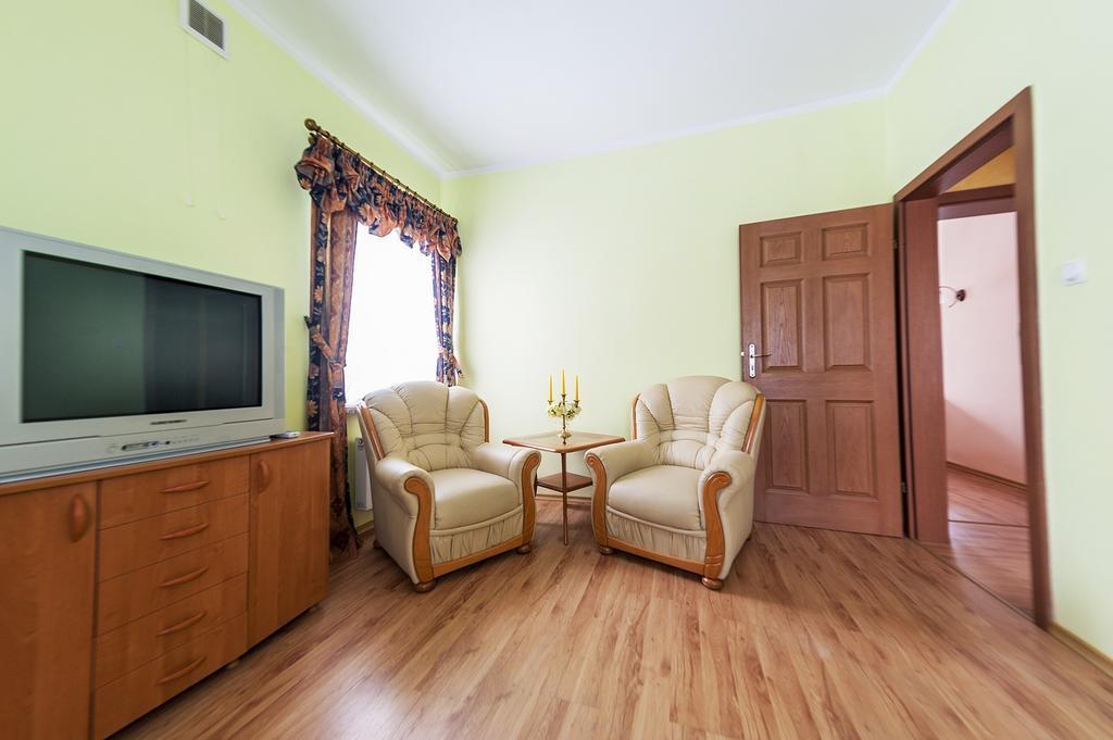 Uroczysko Bed and Breakfast Jastrowie Rum bild